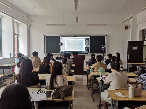 强化内涵 精研专业 人文社科系举办学前教育与服务专业群建设培训讲座